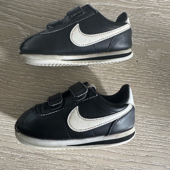 Nike | Shoes | Nike Cortez Toddler Black Sneaker 7c | Poshmark